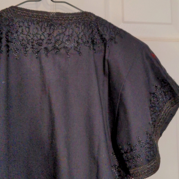 🌷NWOT, SM Moroccan Embroidered Black Top/mini dress - Picture 7 of 12